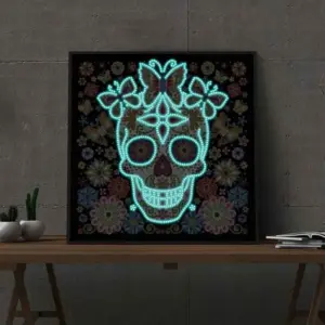 Skull & Butterfly - Glow-in-the-Dark Diamond Painting